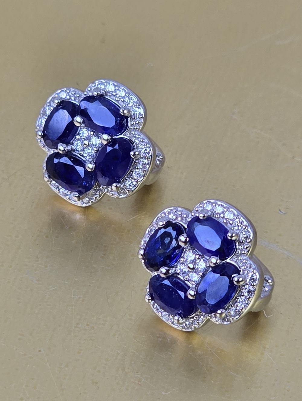 925 Sterling Silver Flower Earrings with Natural Sapphire & Cz